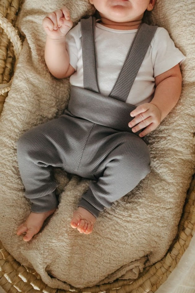 Sewing pattern "Ami" zip-up jumpsuit for children