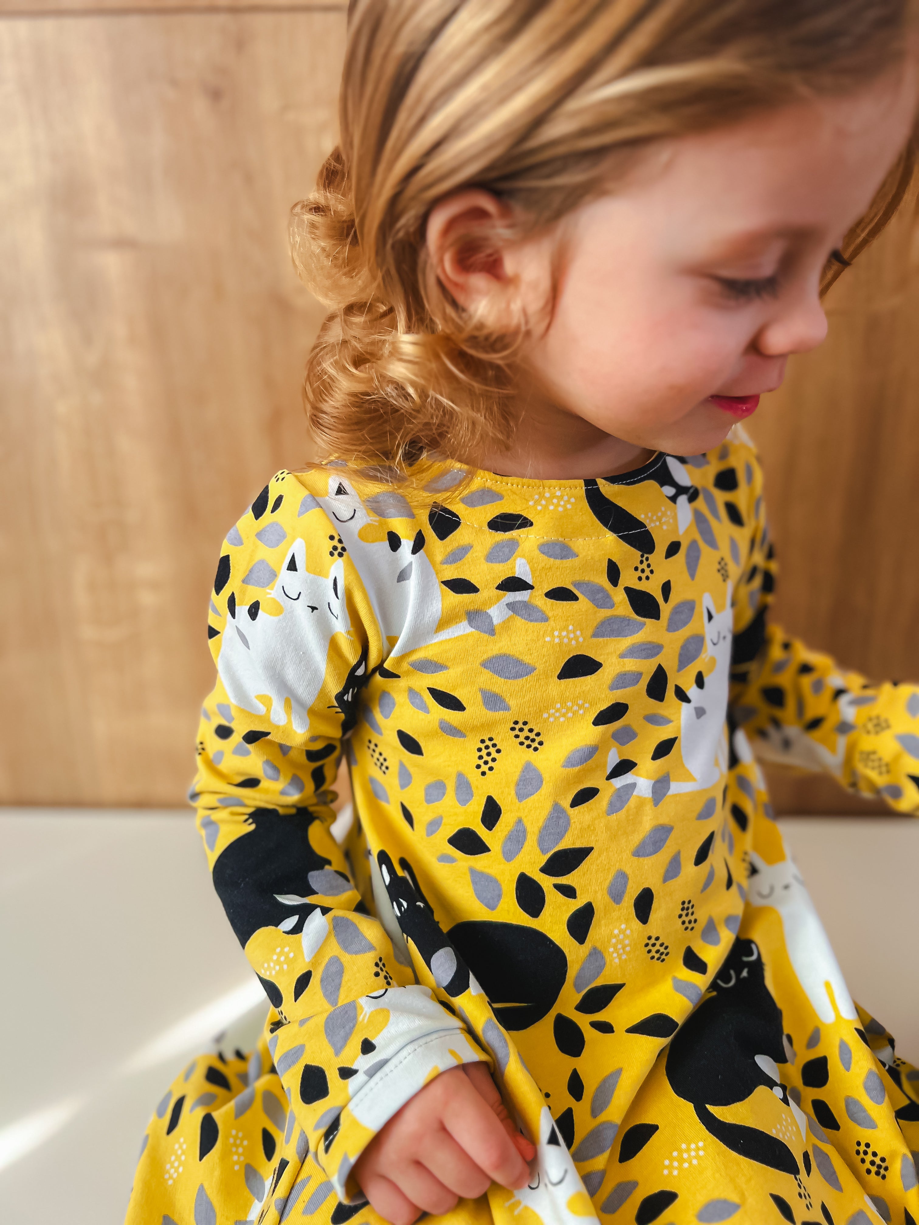 Dětské točivé šaty "Olivia" 62 - 140 - PDF střih