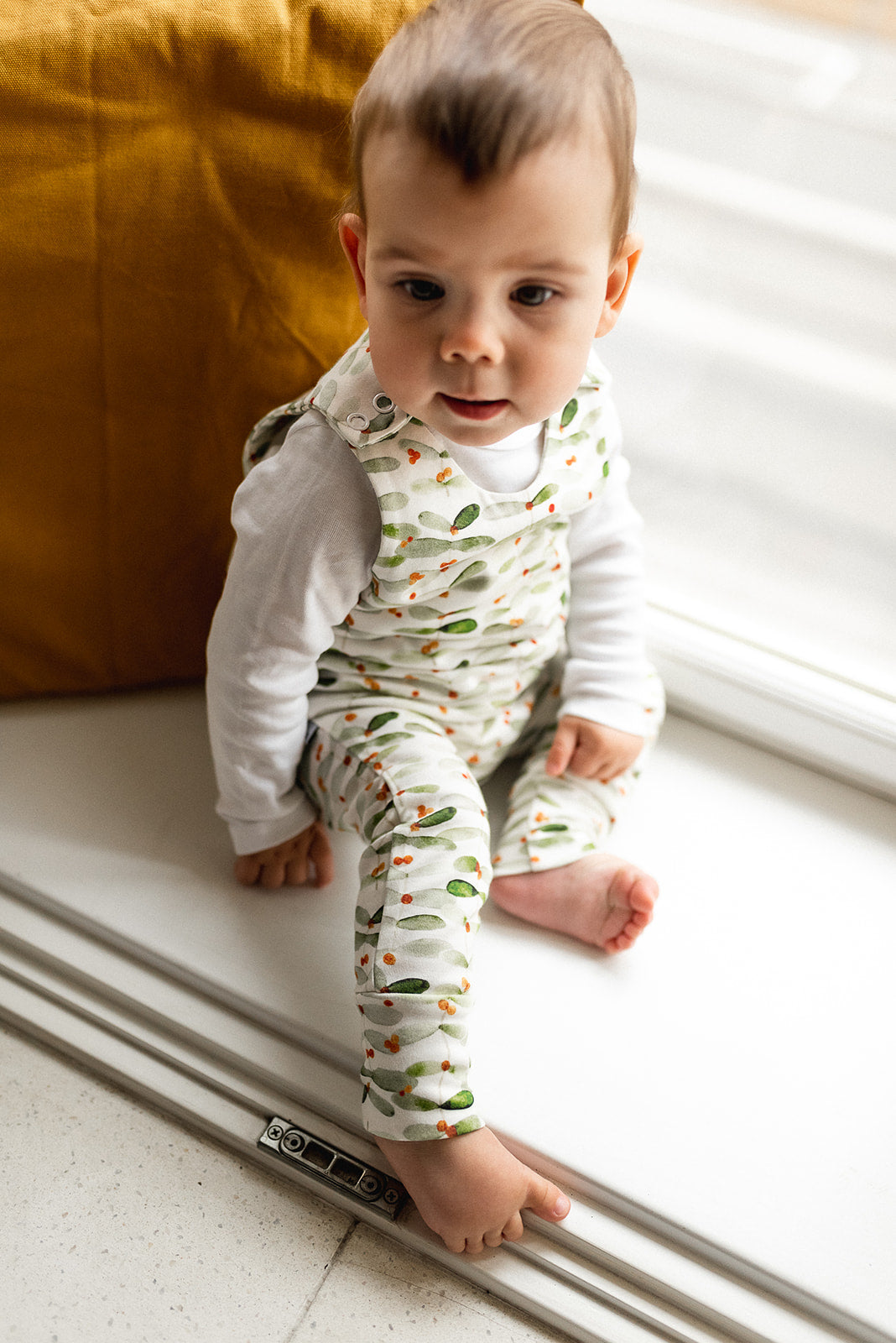 Oliver Baby Easy Romper