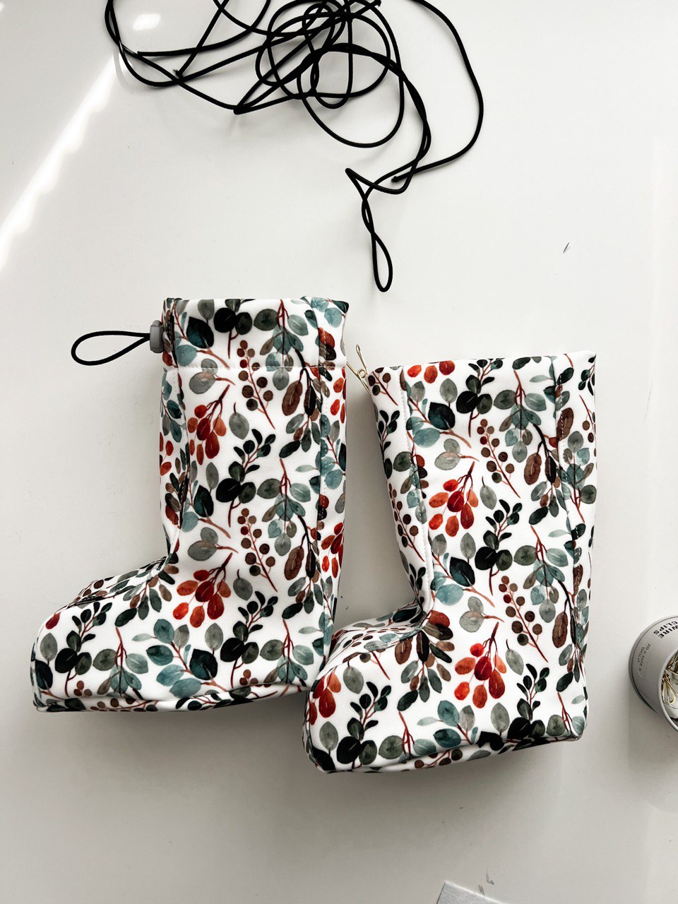 Papírový střih na softshellové capáčky do nosítka "Carrier"