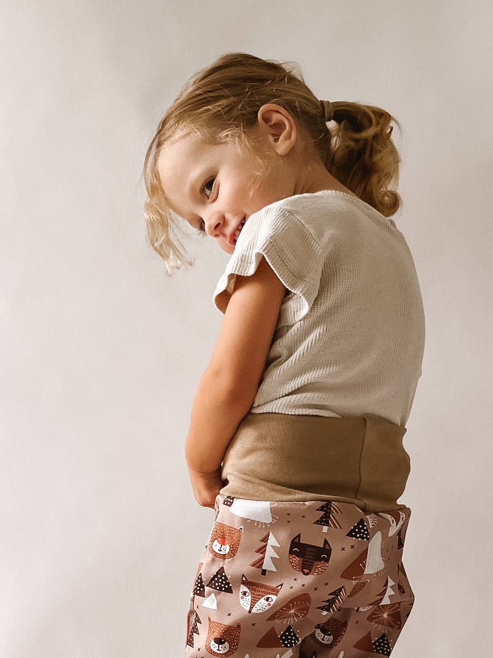 Papírový střih na dětské softshellové kalhoty "EASY"