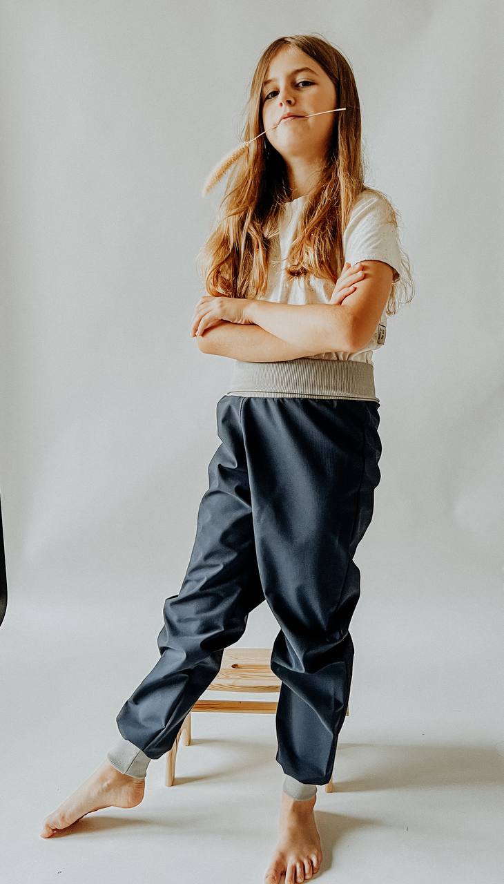 Papírový střih na dětské softshellové kalhoty "EASY"