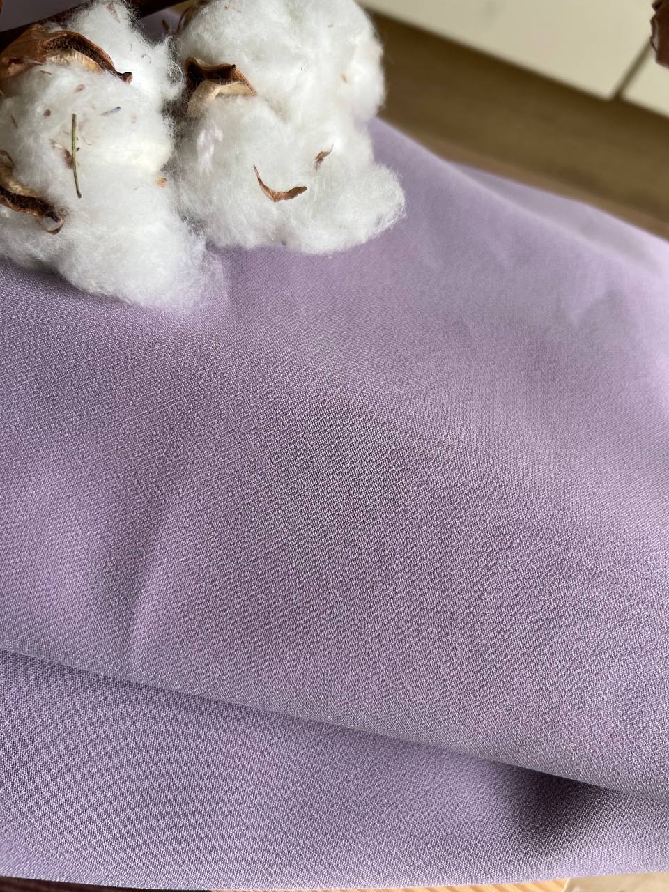 Krásná a jemná fialová šatovka 1,9 m