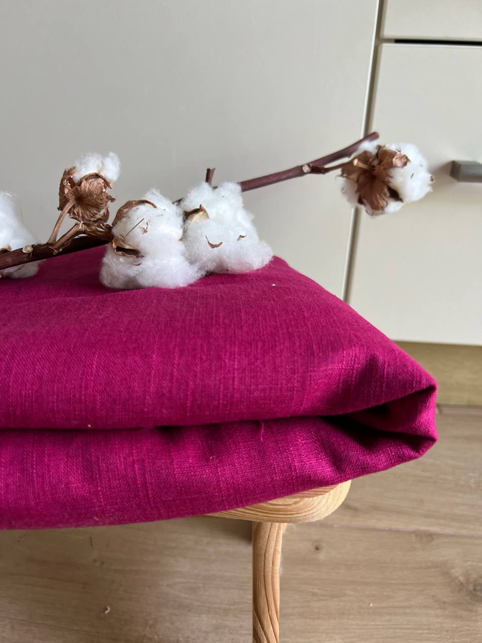 Praný len na šaty, sukně, kalhoty fuchsiová