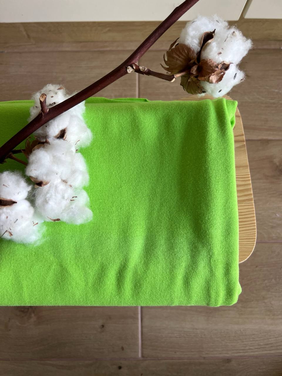 Náplet 93 % bavlna a 7 % elastan 2X1 neonově zelený