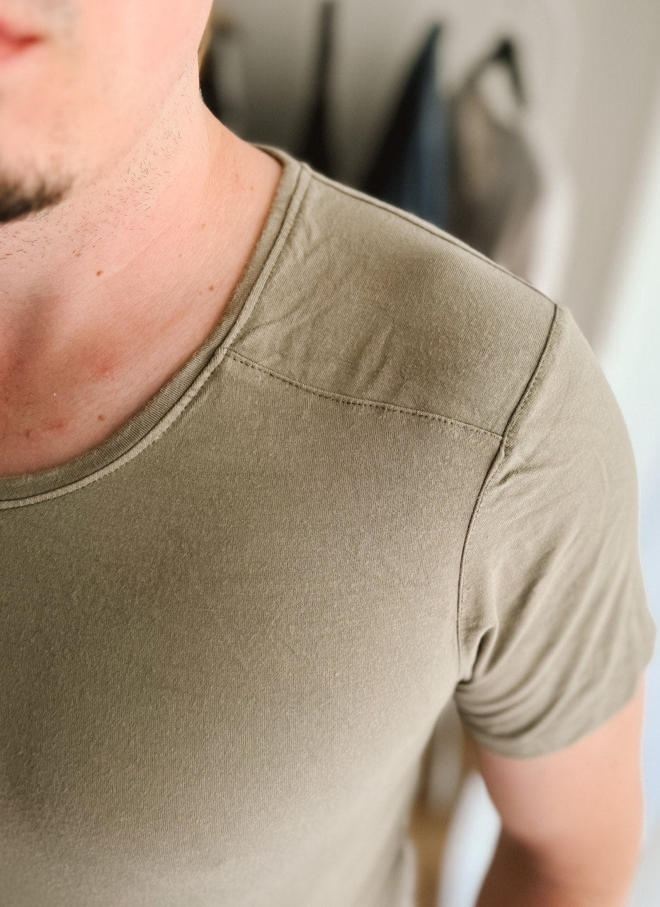 Střih na pánské tričko bez ramenních švů "Fine" - S - 4XL - Šibabi.cz