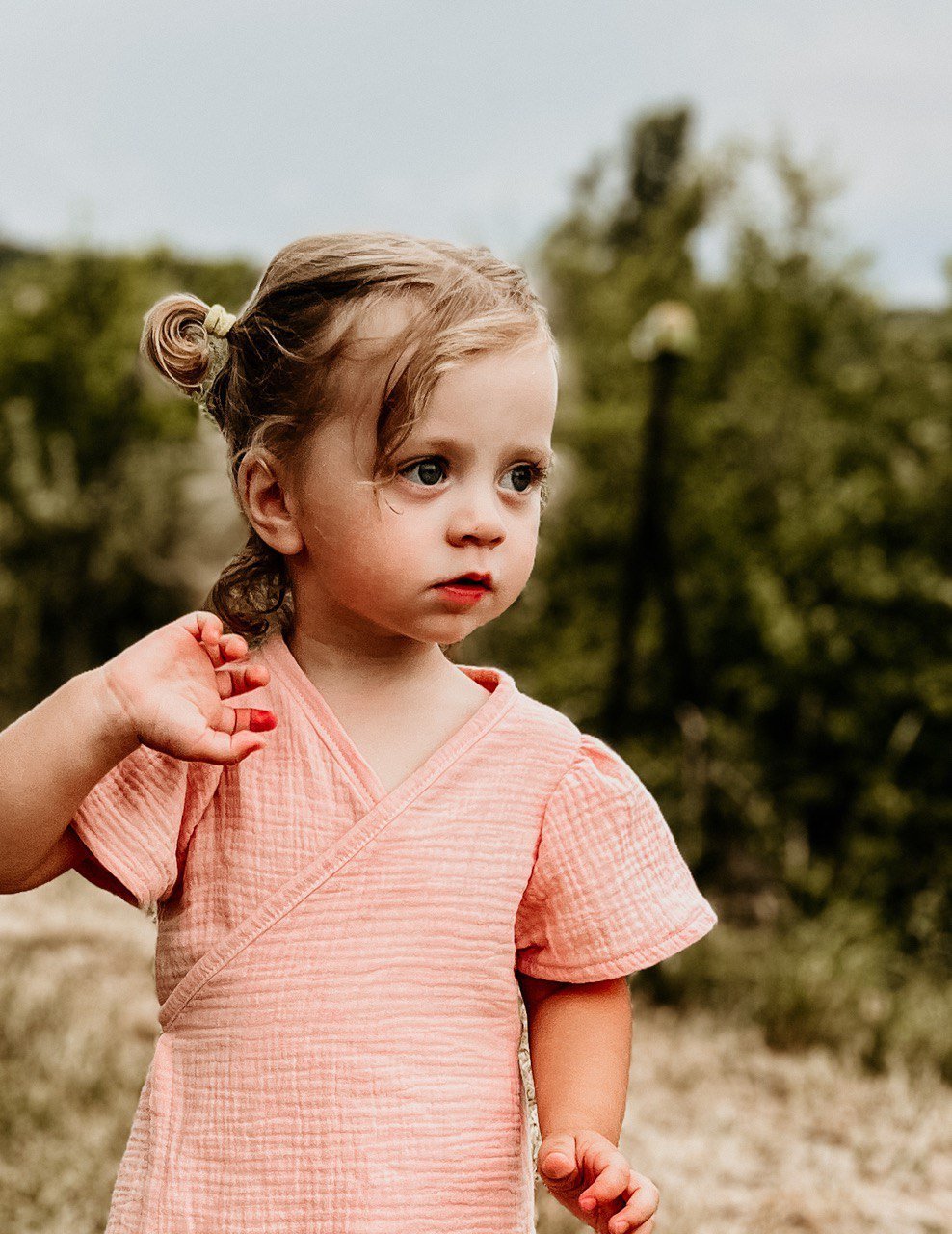 Střih na zavinovací dětské šaty &quot; Chloe&quot; - 56 - 140 - Šibabi.cz