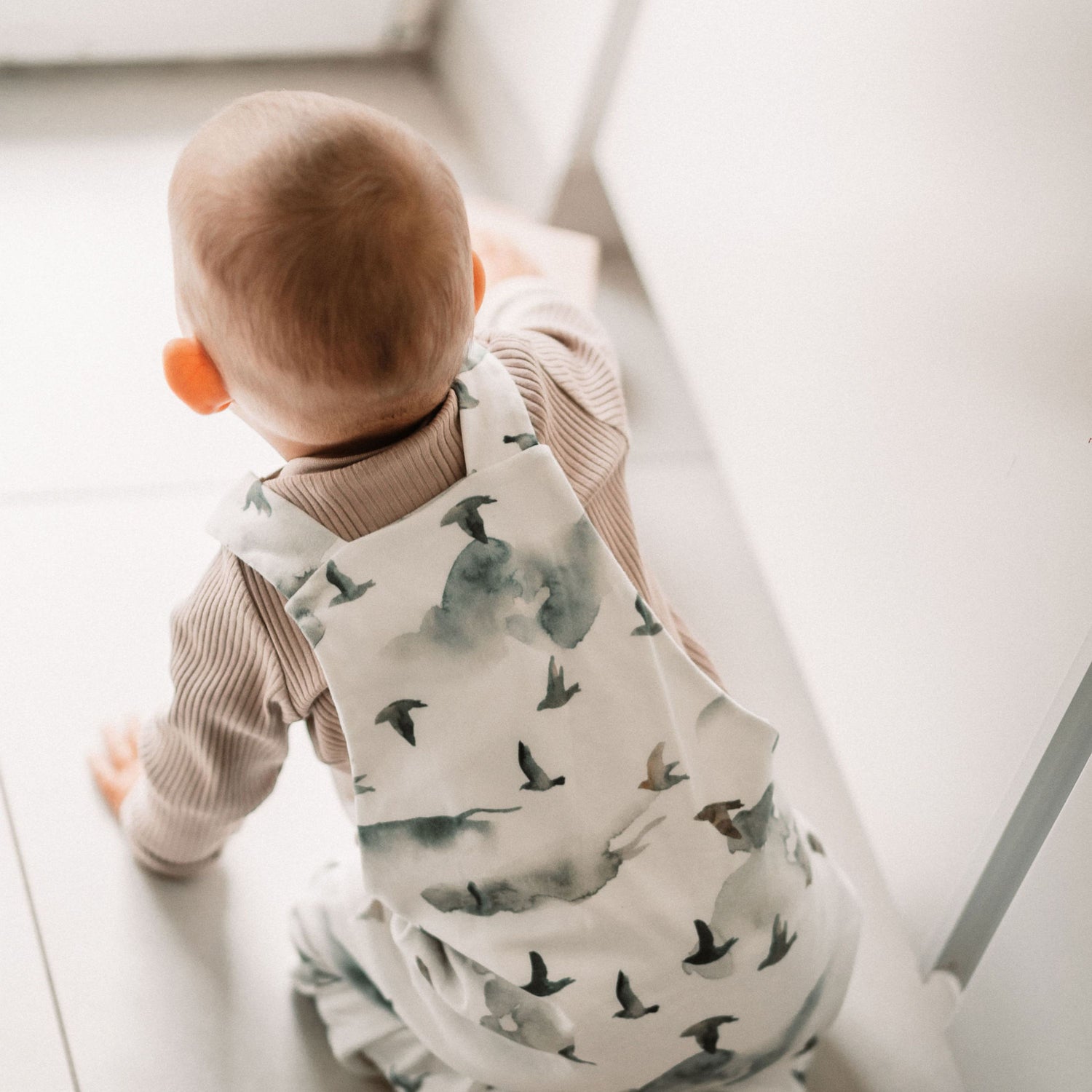 Papírový střih na dětské lacláčky "Charleston" - 50 - 92