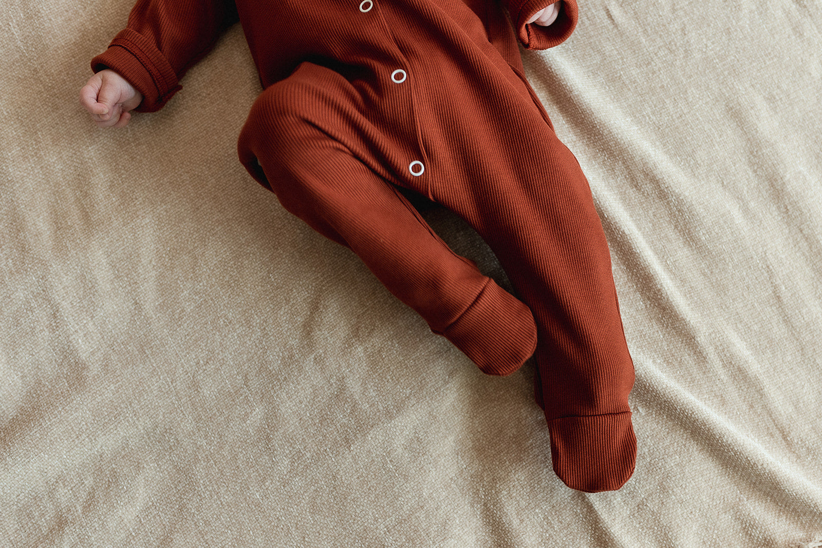 Sewing pattern for children's jumpsuit with buttons "Juna"