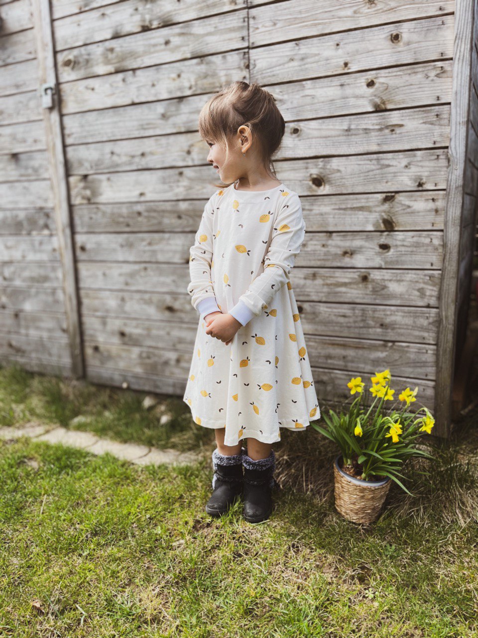 Dětské točivé šaty "Olivia" - Digitální střih/ PDF