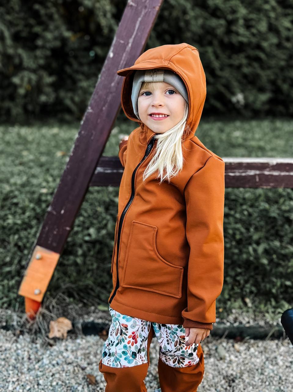 Sewing pattern &quot;Ami&quot; zip-up jumpsuit for children