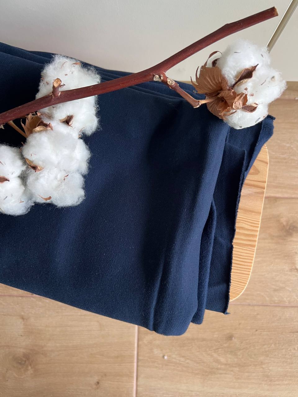 Organická teplákovina počes navy blue Mind the Maker 1,2 m